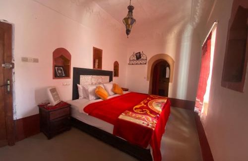 Ait Sedrate Jbel El Soufla House | Tafsut dades guesthouse stay with locals