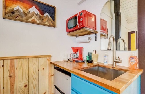 Highland Woods Apartment | Tahoe Mountain Inn #4