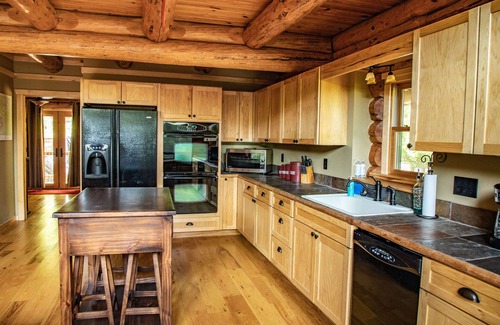 Eureka Springs House | Tailwater Club