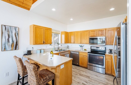 Bend House | Tailwinds Farm Secluded Estate On The River Amazing Views by RedAwning