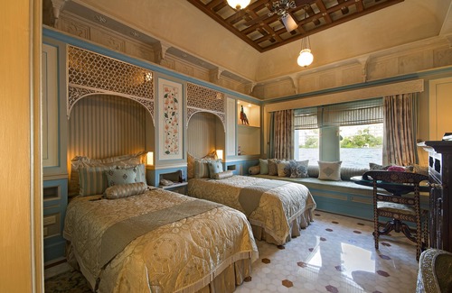 Udaipur District Hotel | Taj Lake Palace
