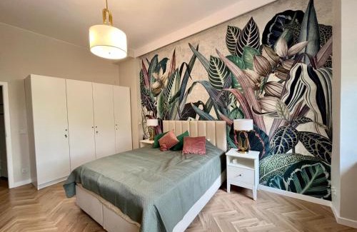 Srodmiescie Apartment | Tajemniczy Ogród - Secret Garden - Self check-in 24h