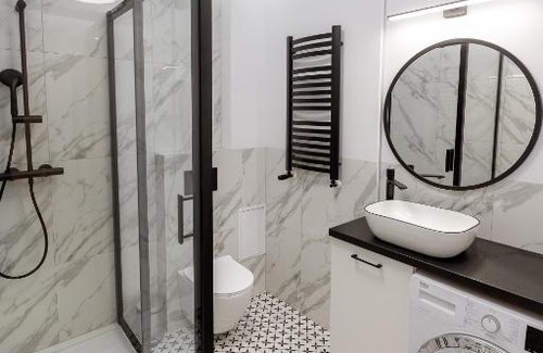 Stare Miasto Apartment | Tajemniczy Ogród - w sercu toruńskiej Starówki z parkingiem