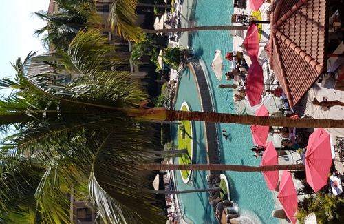 Flamingos Resort | Take a deep calming breath and feel the warmth envelop you at Villa Del Palmar