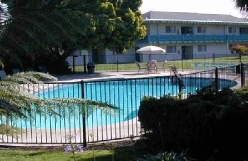 East End Apartment | Take a Holiday in California! Spacious Unit with Free Breakfast, Free Parking