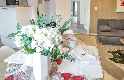 Ipsheim Apartment | Take a relaxing break in the charming farmhouse in the Middle Franconian wine country.