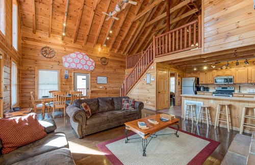 Pigeon Forge Cabin | Take It Easy