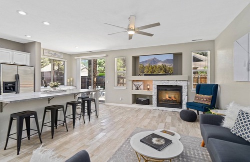Ponderosa Trails House | Take Me To The Mountains | Game Room | Fire Pit | Fenced Yard | Dog Friendly