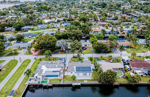 Fort Lauderdale House | Take Me to the River - 1930 NW 32nd St