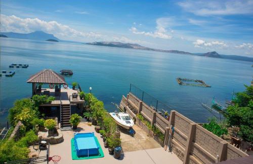 Talisay House | Talisay Lake House
