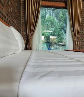 Hoa Lu House | Tam Coc Mr Loa Bungalow & Resort