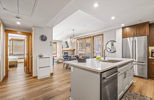 Canmore Apartment | Tamarack 211A