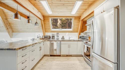 Chamberlands House | Tamarack by AvantStay Remodeled Chamberlands Full Beach Pool Access