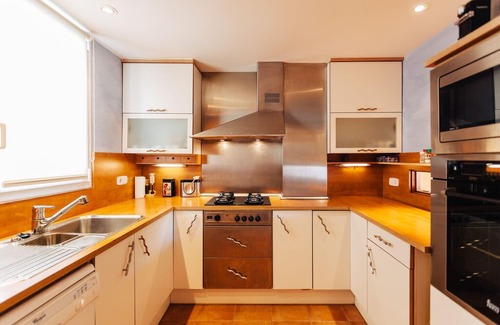 Tamariu Apartment | Tamariu Pescadors - Free Wi-Fi and a spacious and sunny balcony!