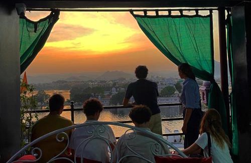 Udaipur City Centre Hostel | Tamasha Udaipur