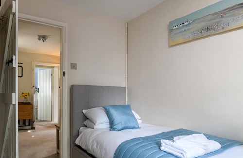 Rowen House | Tan y Celyn