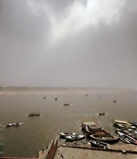Varanasi Cabin | Tandon Lodge On The Ganga Ghat Homestay