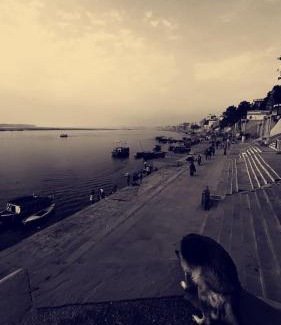 Varanasi Cabin | Tandon Lodge On The Ganga Ghat Homestay