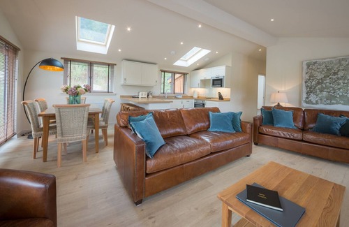 Kenmore Cottage | Tanfield, Sleep 6, Private hot Tub, pet Friendly