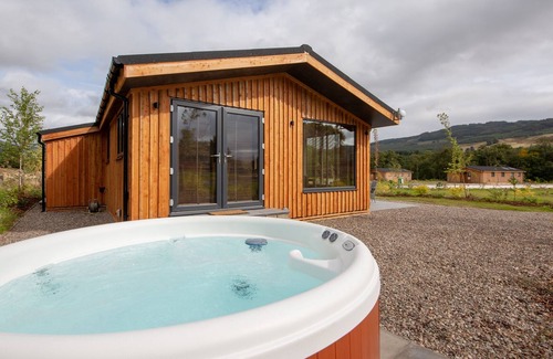 Kenmore Cottage | Tanfield, Sleep 6, Private hot Tub, pet Friendly