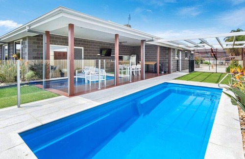 Yarrawonga House | Tara's Place Lake Views