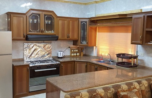 Amman Apartment | TareqResidence with alot of space for a family, AC, 2x Bath Rooms
