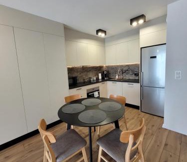 Lodz Apartment | Targowa 53 - Green & Central