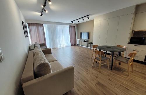 Lodz Apartment | Targowa 53 - Green & Central