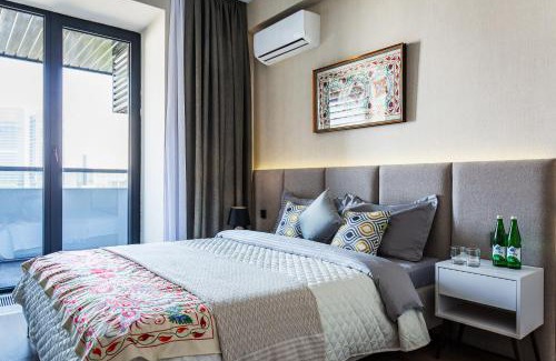 Tashkent Apartment | Tashkent Skyline 1BR & Balcony