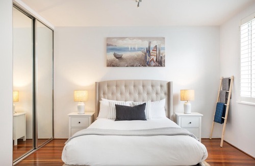 Cammeray Apartment | Tasteful Apartment With Balcony In Cammeray