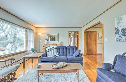 Westmoreland House | Tasteful Country Home on 5 Acres about 3 Mi to Lake!
