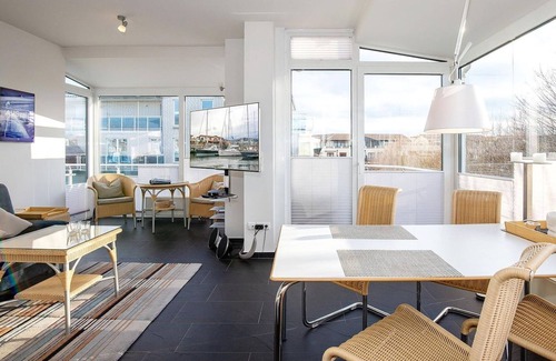 Kuhlungsborn Ost Apartment | Tasteful, light-flooded holiday apartment on the Baltic Sea with a great balcony - Residenz am