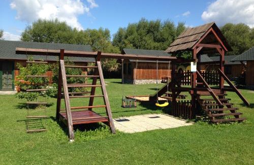 Liptovsky Mikulas Ski Chalet | Tatralandia-Liptov Chatky