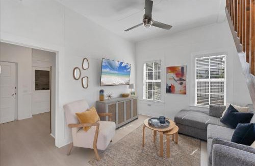 Punta Gorda Hotel | TAY307-B