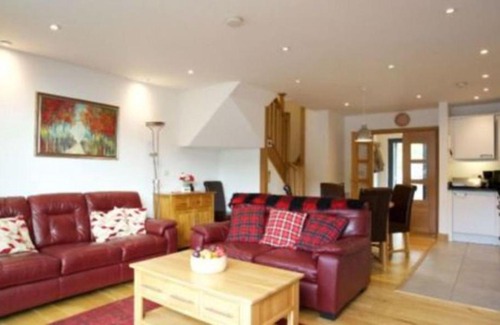 Kenmore House | Taymouth Marina-2 Lawers View