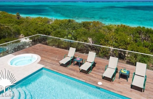 Providenciales House | TC Villas -Dawn Beach Villa -Privacy & Comfort