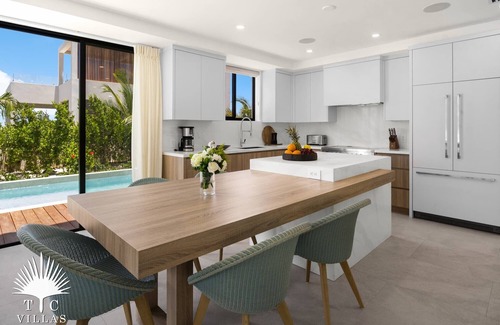 The Bight House | TC Villas -Lumiere West -Brand-new with Rooftop, Pool & Steps to Grace Bay
