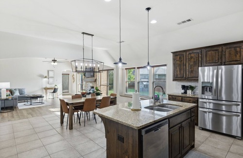 Lantana House | TCH - 3BR/2BA Home in Lantana - S