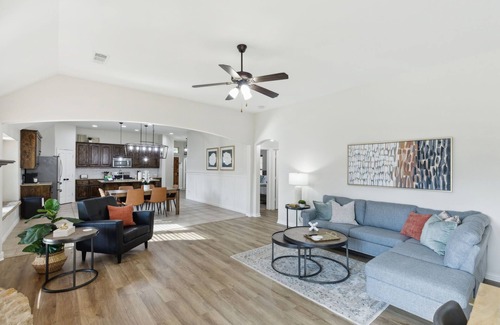 Lantana House | TCH - 3BR/2BA Home in Lantana - S