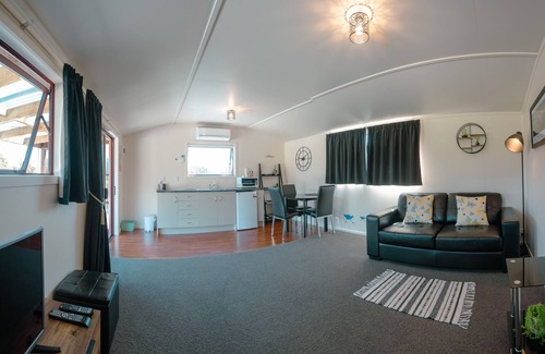 Franz Josef Glacier Cottage | Te Awa Cottages