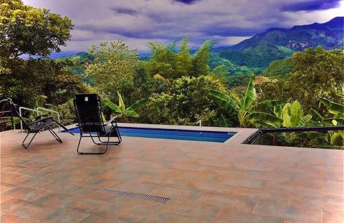 La Vega House | Te imaginas desconectarte en una finca PRIVADA y EXCLUSIVA, Sasaima es tu destino