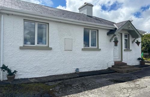Ardara House | Teach Elle Cottage F94V2W2