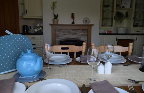 Dungloe House | Teach Kitty Con