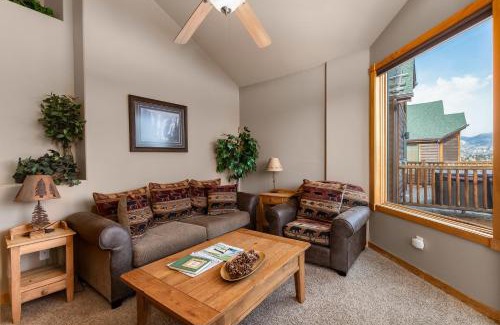 Estes Park Apartment | Teepee Mountain 12A Condo