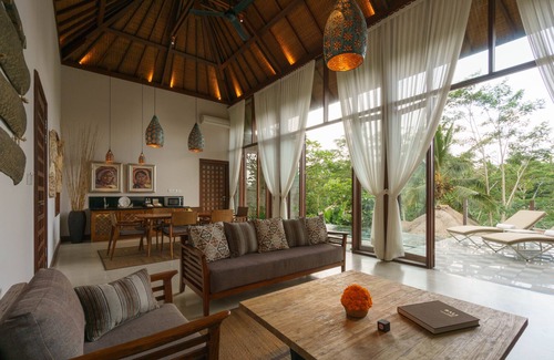 Melayang Hotel | Tejaprana Resort & Spa
