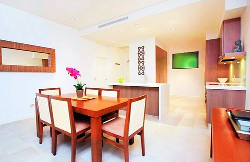 Palm Cove Apartment | Temple 121 Palm Cove - Courtyard apartment within luxury resort