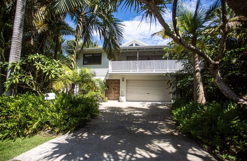 New Brighton House | Temple Beach House - New Brighton- River-beach-Pool