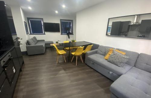 Liverpool City Centre Apartment | Temple Court by UStay Aparthotels
