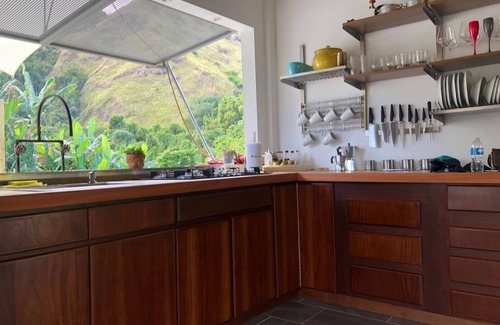 Jayuya Ski Chalet | Templo la Esmeralda Mountain retreat.