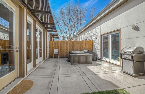 Berkeley Bed & Breakfast | Tennyson St. Luxury Walk Everywhere Sleeps 8!